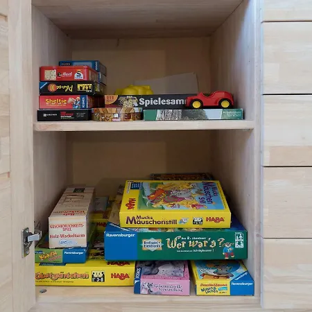 Strandstrasse 10, شقة *